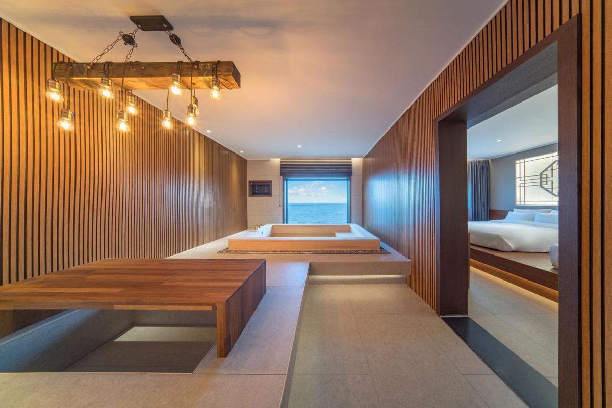 Yeonhwamun Hotel Yeongdeok Extérieur photo