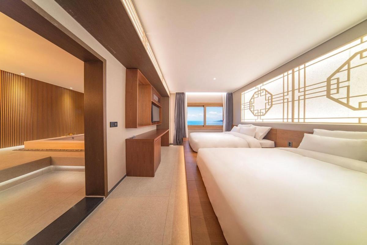Yeonhwamun Hotel Yeongdeok Extérieur photo