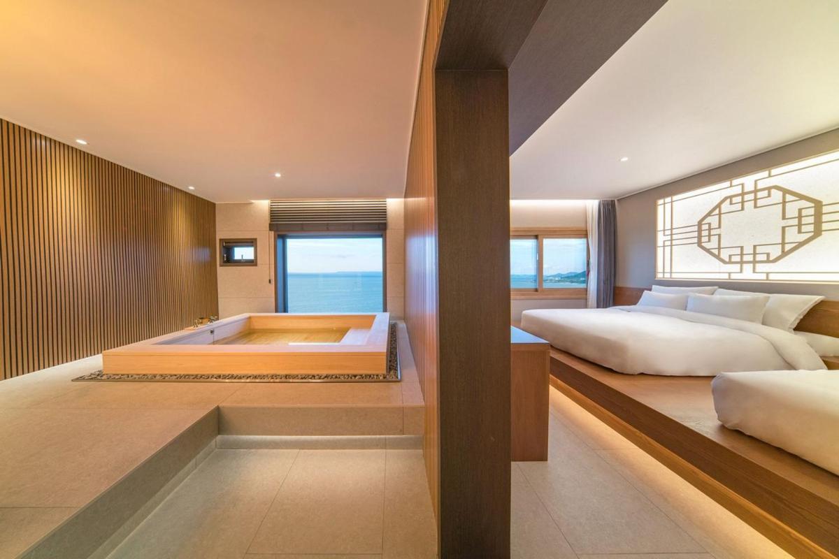 Yeonhwamun Hotel Yeongdeok Extérieur photo